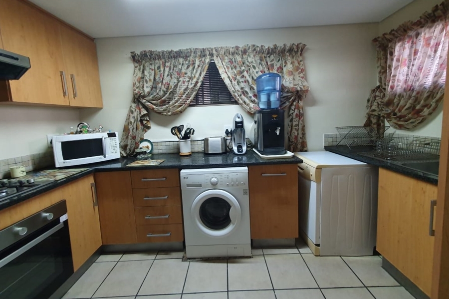 3 Bedroom Property for Sale in Mossel Bay Central Western Cape